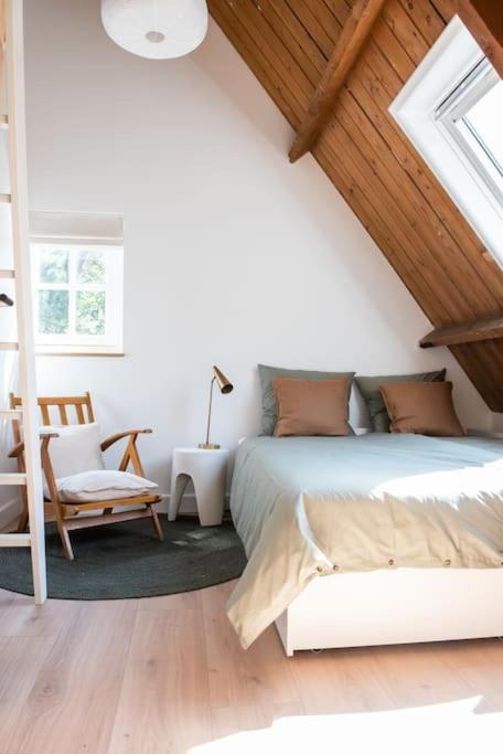 Fantastisch Familiehuis Met Grote Tuin I Bosrijk ลุนเทเรน ภายนอก รูปภาพ