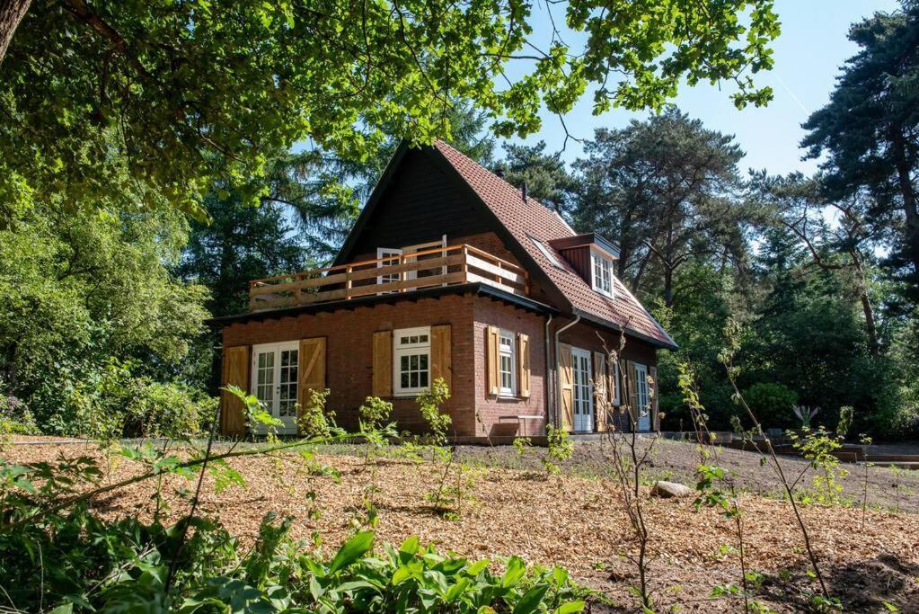 Fantastisch Familiehuis Met Grote Tuin I Bosrijk ลุนเทเรน ภายนอก รูปภาพ